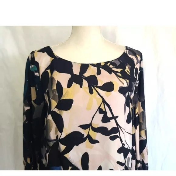 Sold! Anthropologie Shaded Black Floral Garden Shift Dress Medium - Picture 4 of 7